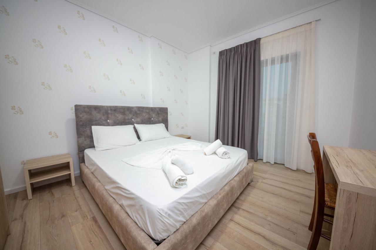Mamma'S Apartments Sarande Exterior photo